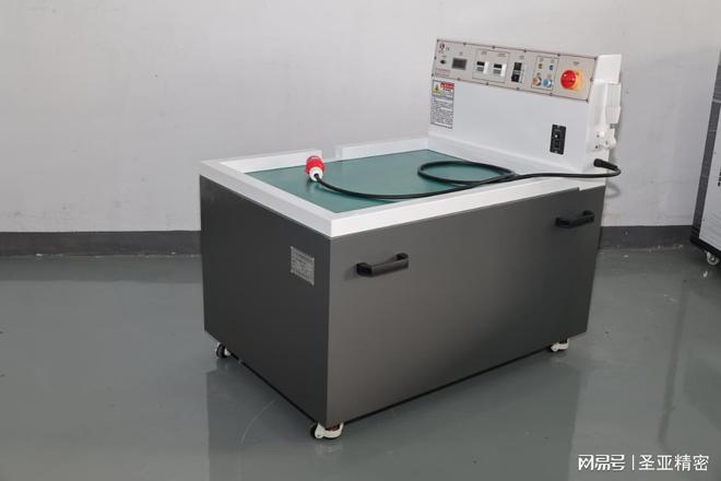 抛光领域新突破!彭总揭秘2024年度防暴磁力抛光机升级版震撼发布(图1)