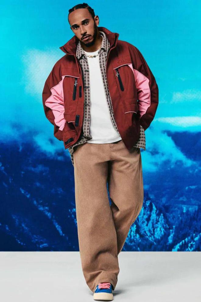 九游体育网站:202425秋冬雪场时尚高奢品牌正在引领新趋势?(图16)