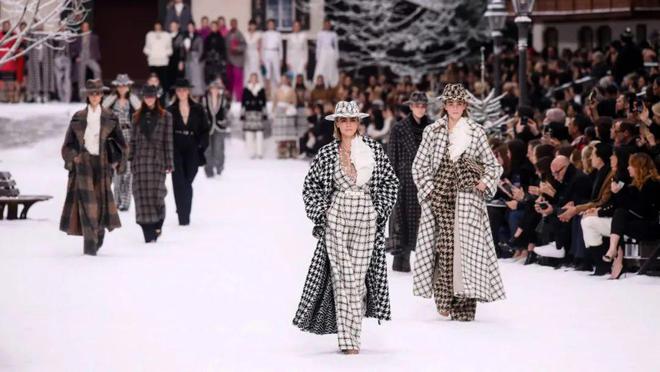 九游体育网站:202425秋冬雪场时尚高奢品牌正在引领新趋势?(图9)