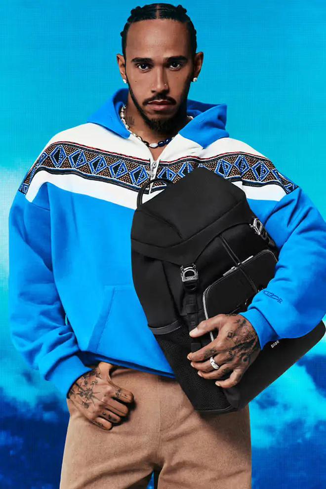 九游体育网站:202425秋冬雪场时尚高奢品牌正在引领新趋势?(图15)