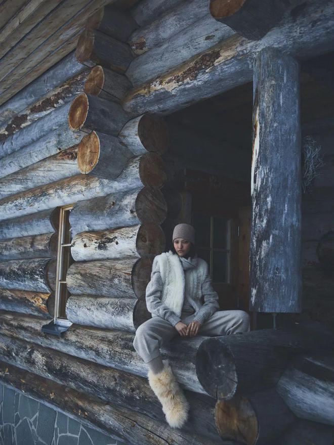 九游体育网站:202425秋冬雪场时尚高奢品牌正在引领新趋势?(图27)