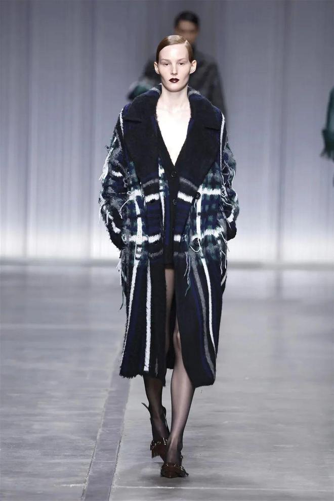 Iceberg2024秋冬系列宽松舒适的线条(图17)