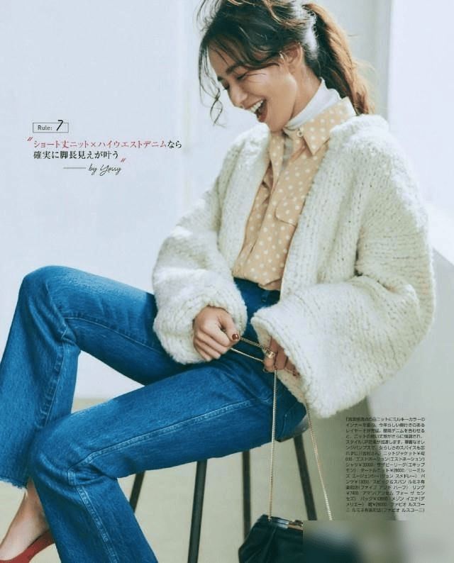 比西装舒适、比风衣百搭今年秋天“奶奶衫”为什么又火了？(图2)