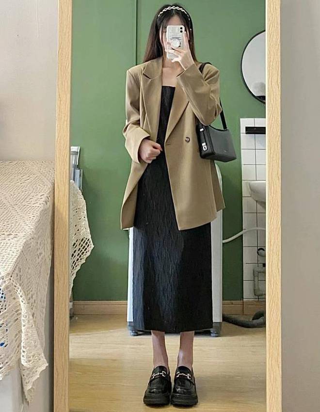 建议大家：西装外套别搭西裤！这样穿才更好看吸睛时髦精都爱穿(图2)