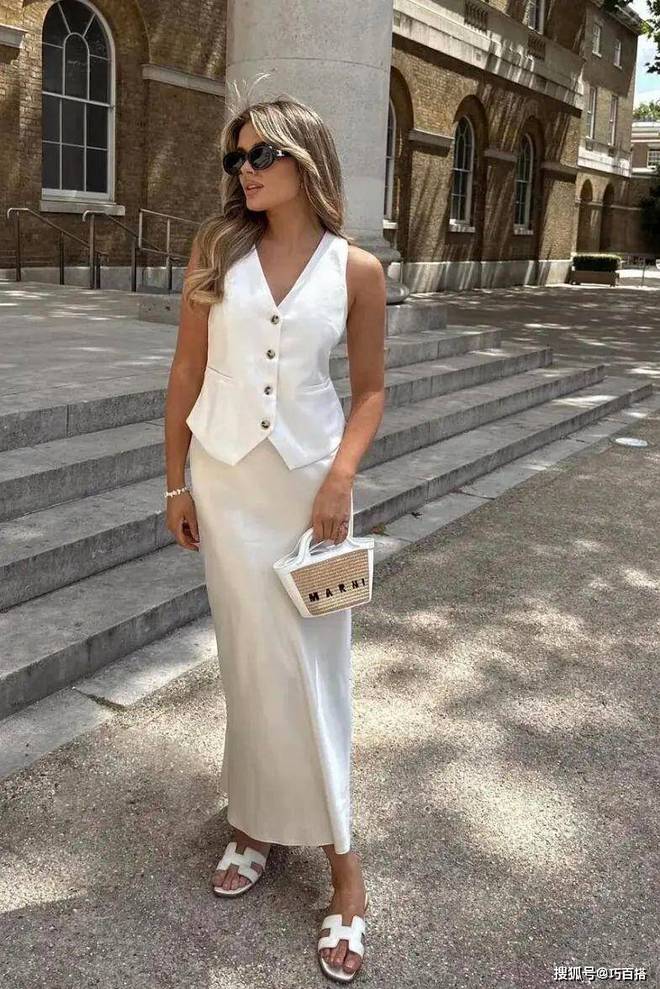 西装马甲下装别乱搭！跟着时尚博主这样选美的高级不雷同(图2)