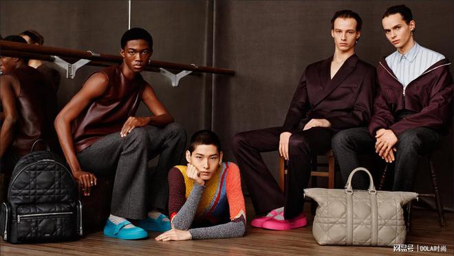 九游体育网站：迪奥2024冬季男装系列融合芭蕾的灵动精髓(图4)