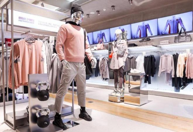 九游体育网站：2024全球服饰品牌：耐克排第2中国服装品牌排在29名和46名(图2)