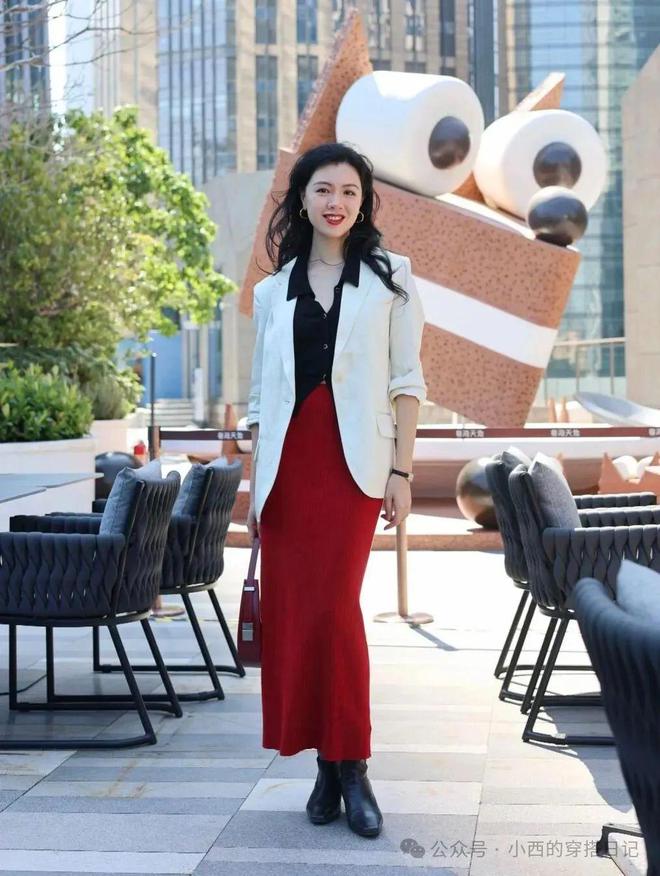 太喜欢这位40岁博主了穿搭优雅又高级值得每个中年女性学习(图3)