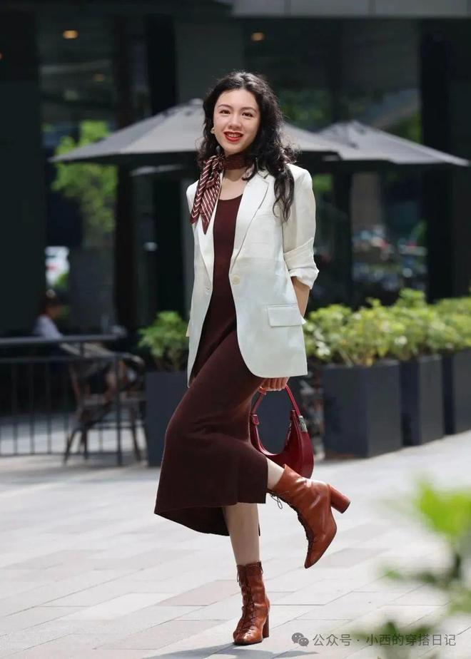 太喜欢这位40岁博主了穿搭优雅又高级值得每个中年女性学习(图4)