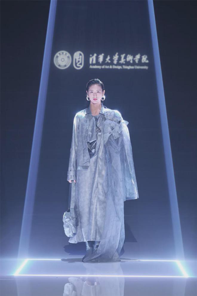 毕业设计｜2024清华大学美术学院服装与服饰设计毕业作品发布(图9)