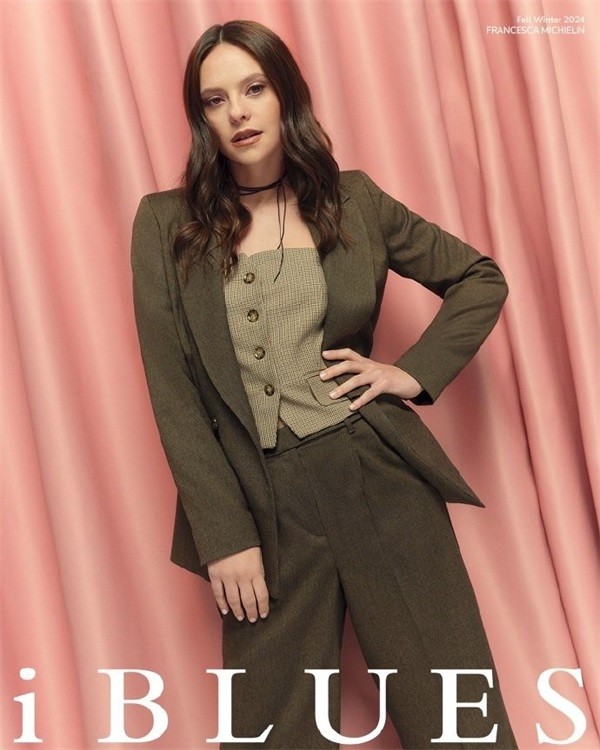 iBLUES2024秋冬系列：复古风格新演绎优雅与不羁并存(图3)