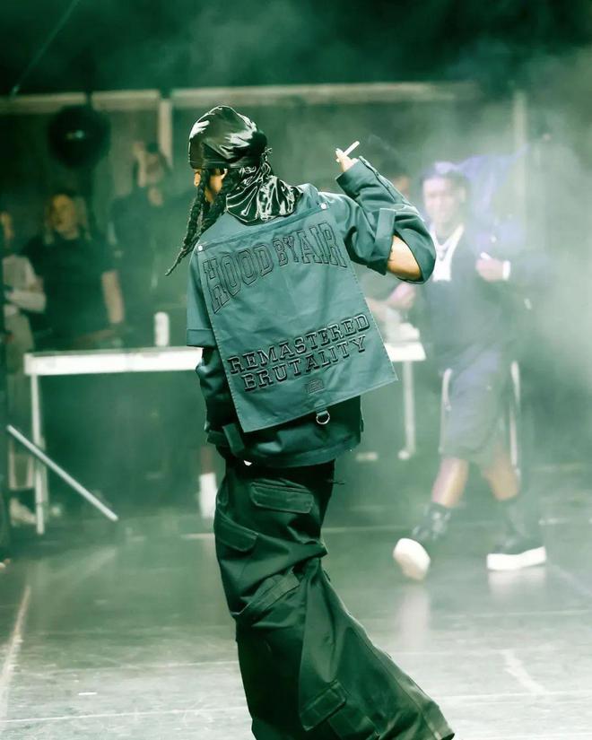 九游体育网站：2024年搭配风格全盘点你入坑了哪个？(图10)