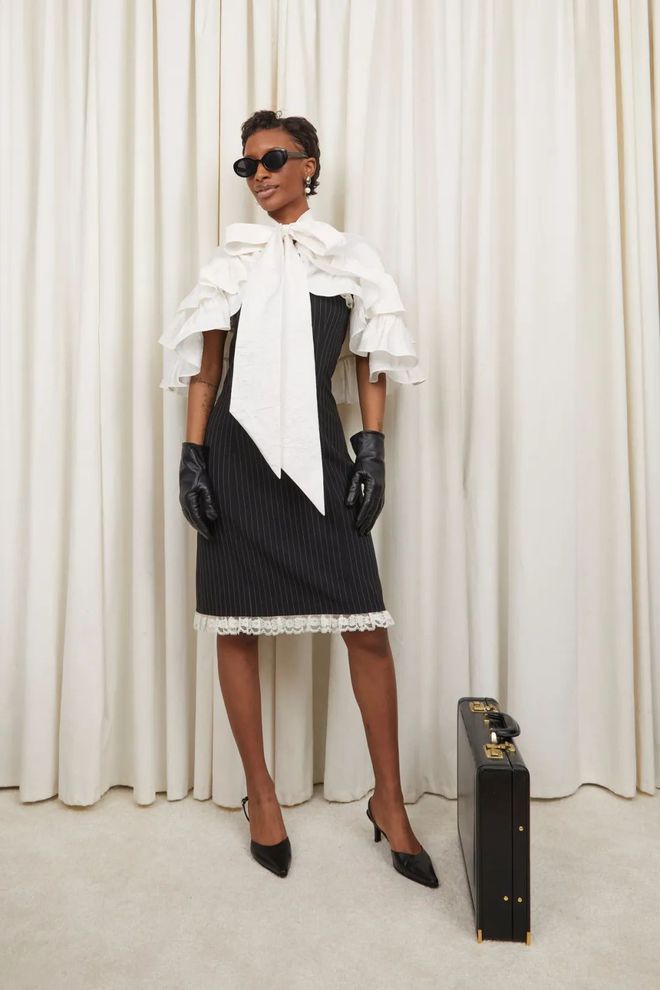 九游体育：TannerFletcher2024秋冬系列格纹图案的直线线条(图15)