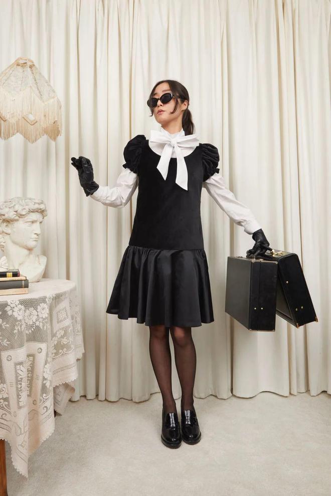 九游体育：TannerFletcher2024秋冬系列格纹图案的直线线条(图9)