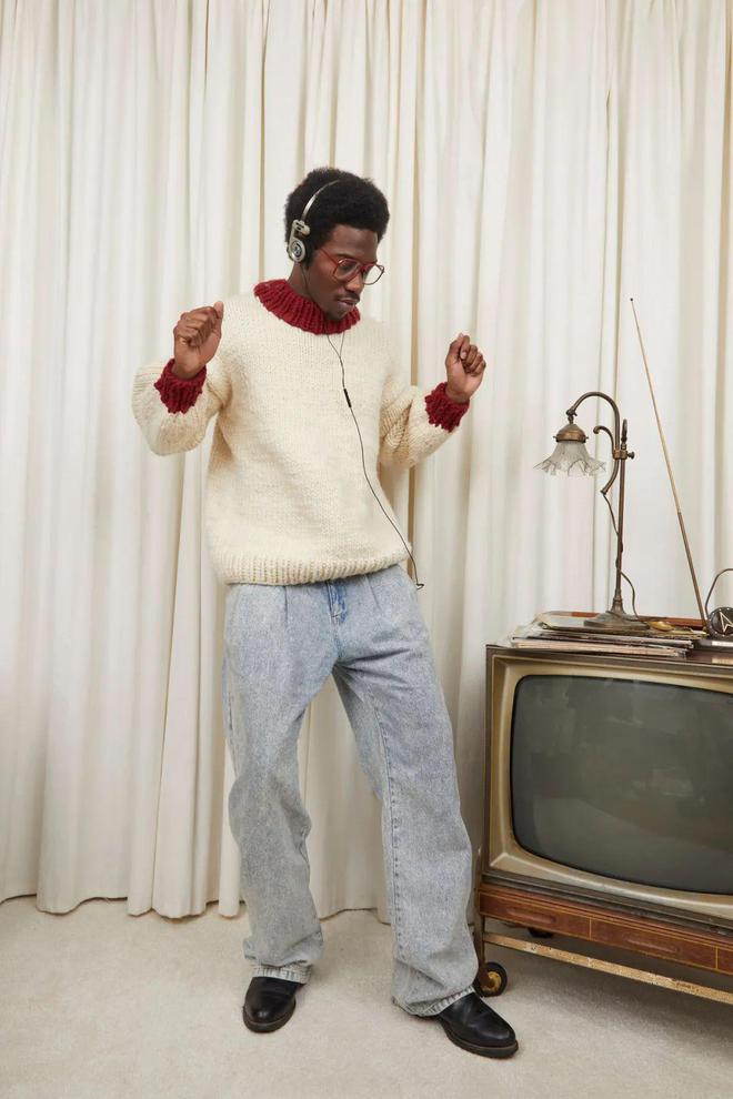 九游体育：TannerFletcher2024秋冬系列格纹图案的直线线条(图31)