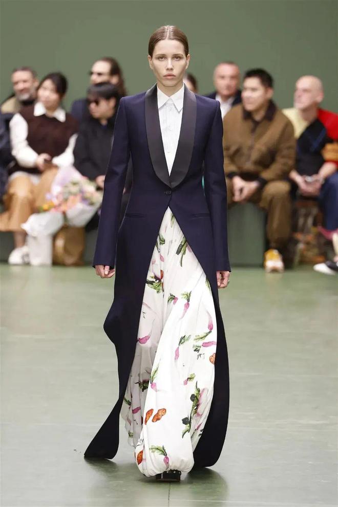 Loewe2024秋冬系列风景自然(图11)