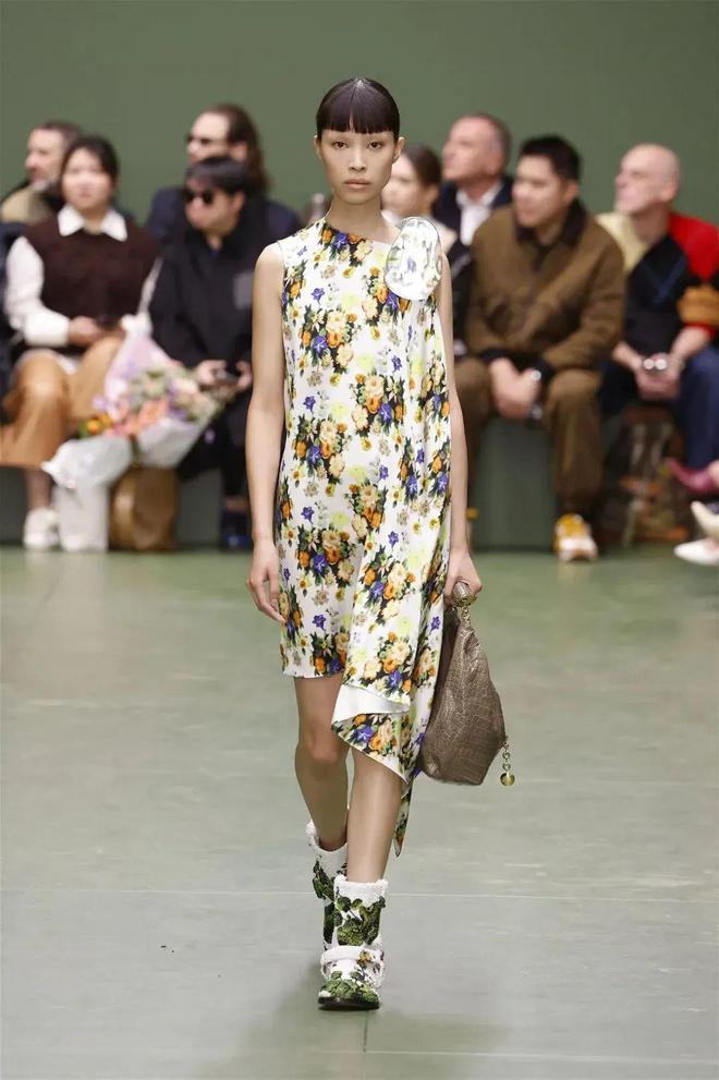 Loewe2024秋冬系列风景自然(图23)