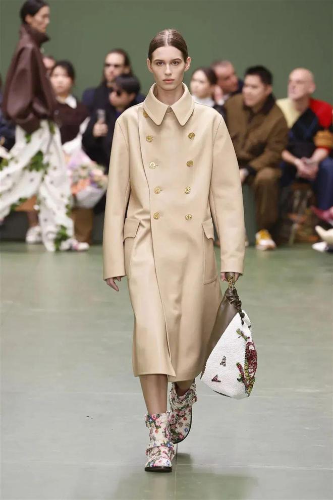 Loewe2024秋冬系列风景自然(图48)