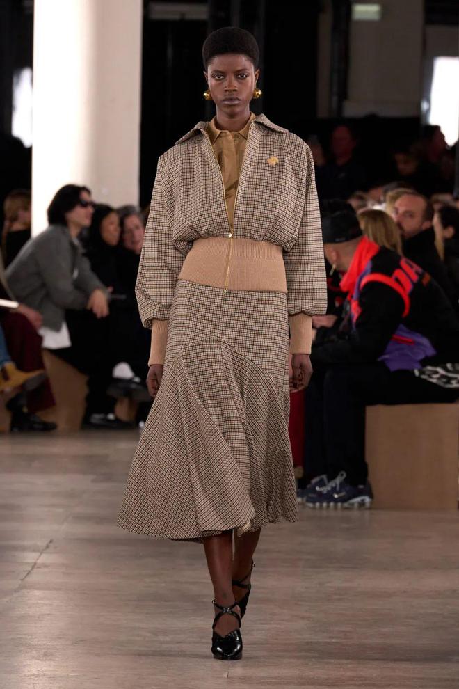 Patou2024秋冬系列经典波点简约时尚(图17)