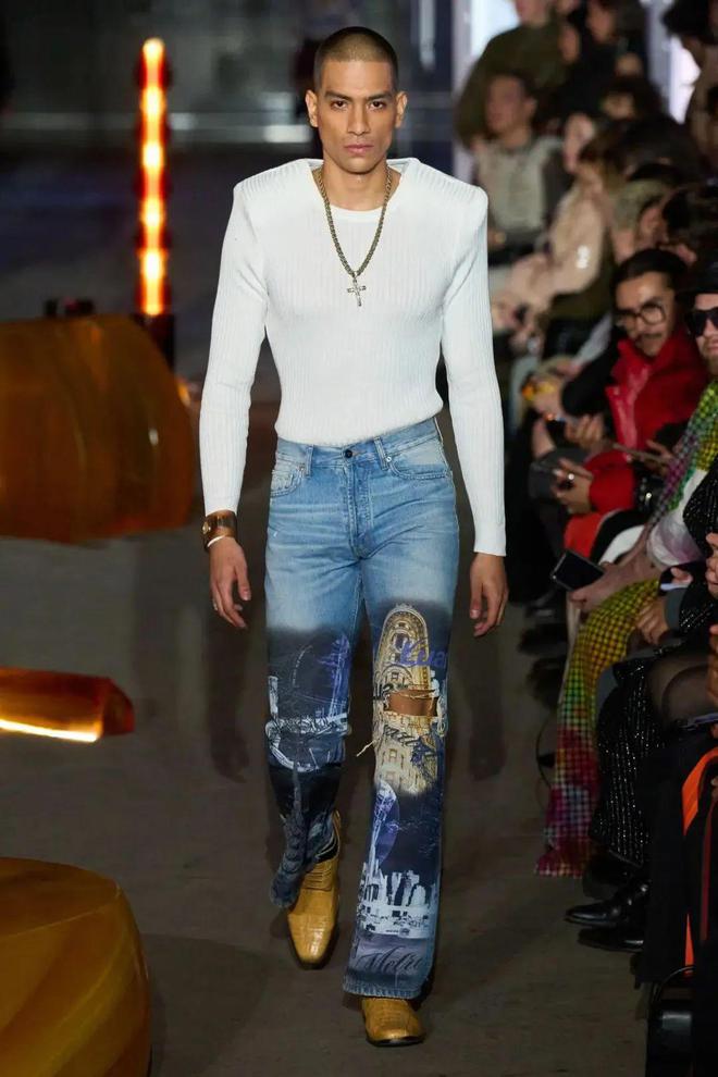 九游体育：luar2024秋冬系列皮革的刚毅(图8)