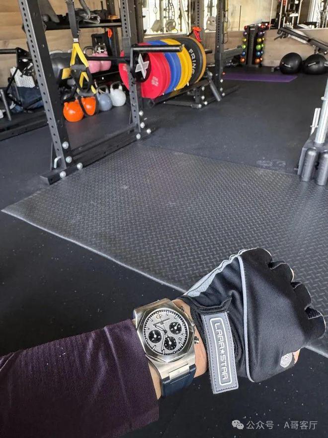 2024年戴得最多的表！拥有无数手表的他们选出了这12块“最佳日用表”(图4)