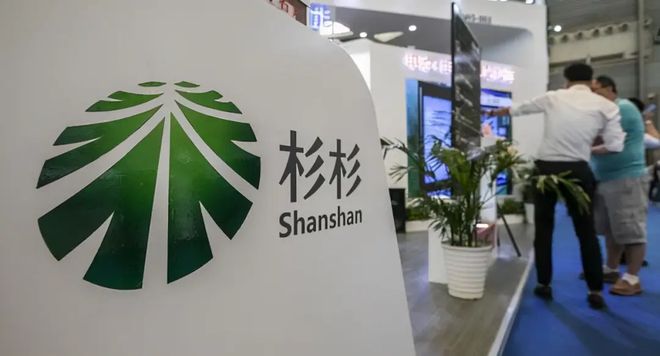 杉杉股份：从资本巨擘到债务泥潭一场跨界豪赌的生死局(图1)