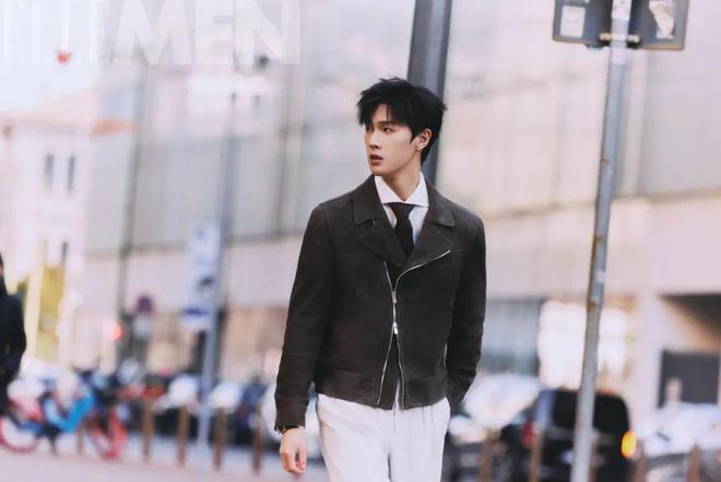 九游体育：李昀锐：米兰城注视多面小林(图2)