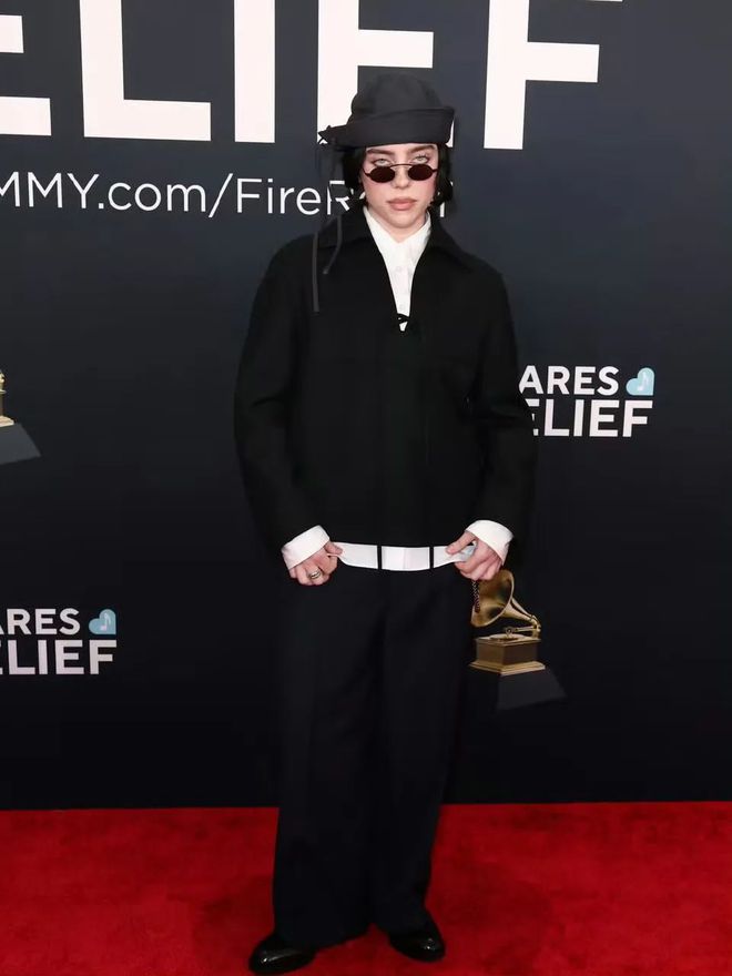 不穿蓬蓬裙走红毯那穿什么？(图17)