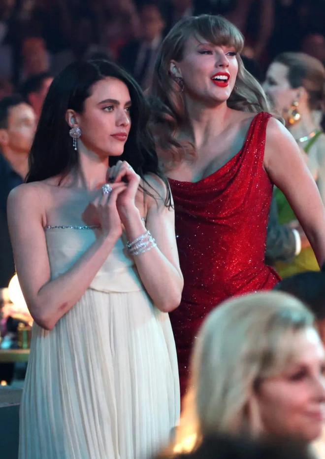 不穿蓬蓬裙走红毯那穿什么？(图23)