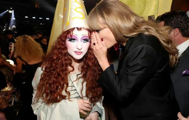 不穿蓬蓬裙走红毯那穿什么？(图24)