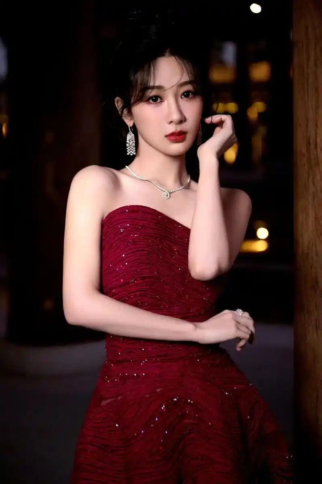 2024剧王争霸战！刘亦菲黑马逆袭张若昀竟被挤出前三？(图6)