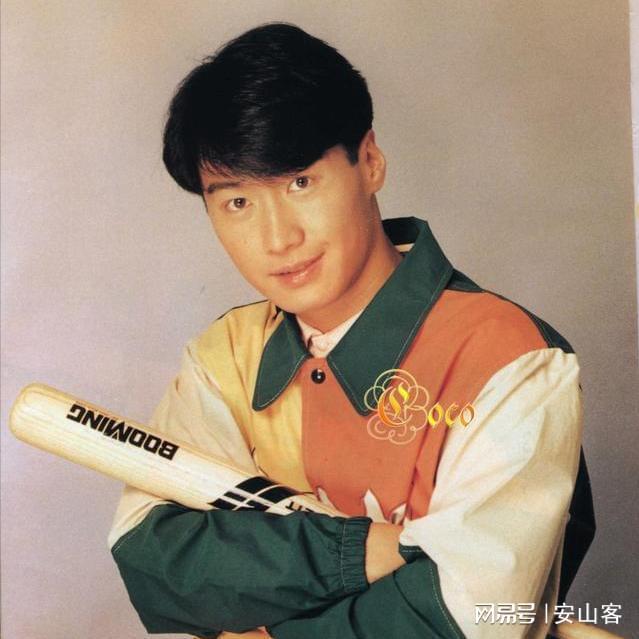 看了八九十年代爸妈们的穿搭才发现：时尚是个轮回也不分年龄(图7)