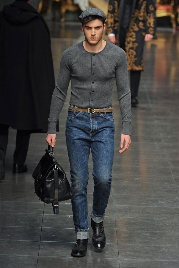 九游体育：学会搞定体型bug永久解决无效穿搭(图15)