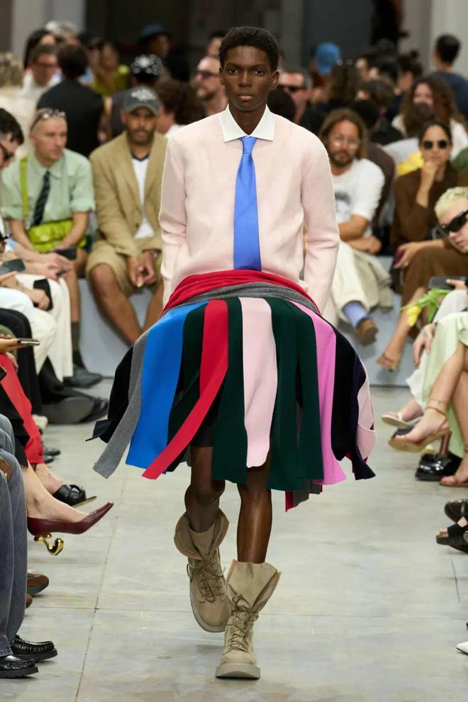 九游体育网站：英伦风会是下一个“静奢风”吗？(图27)