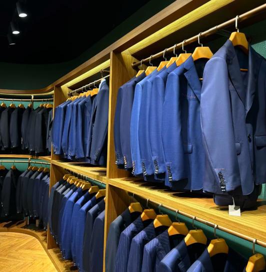 美女主持周婷：懂财经、懂投资、有头脑接管杉杉集团2个月后破产(图6)