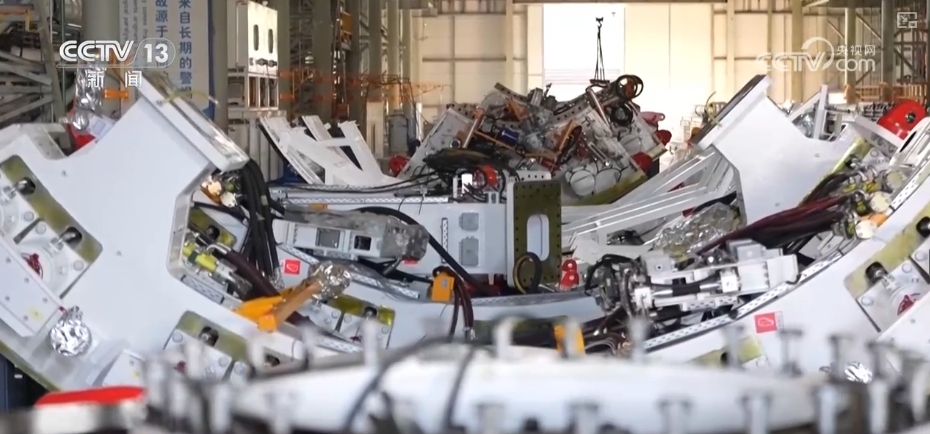 九游体育网站：“以变应变”焕“新”发展从“新”透视中国外贸源头活水(图7)