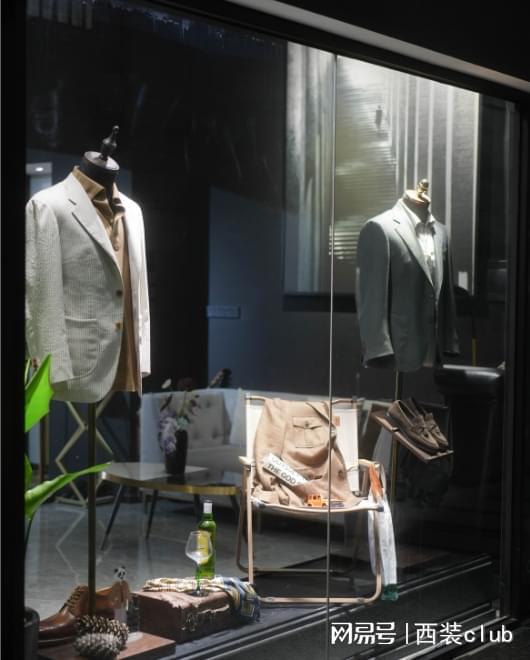 九游体育：成都西装定制好去处：2025高性价比西服店铺推荐(图3)