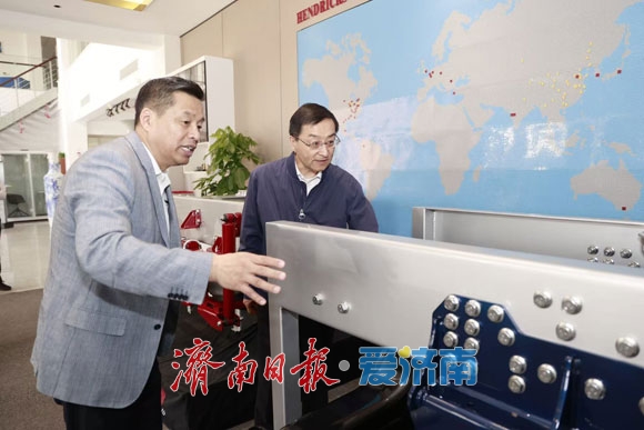 风雨同舟！济南市委书记现场“撑”外贸企业_今日头条_大众网(图2)