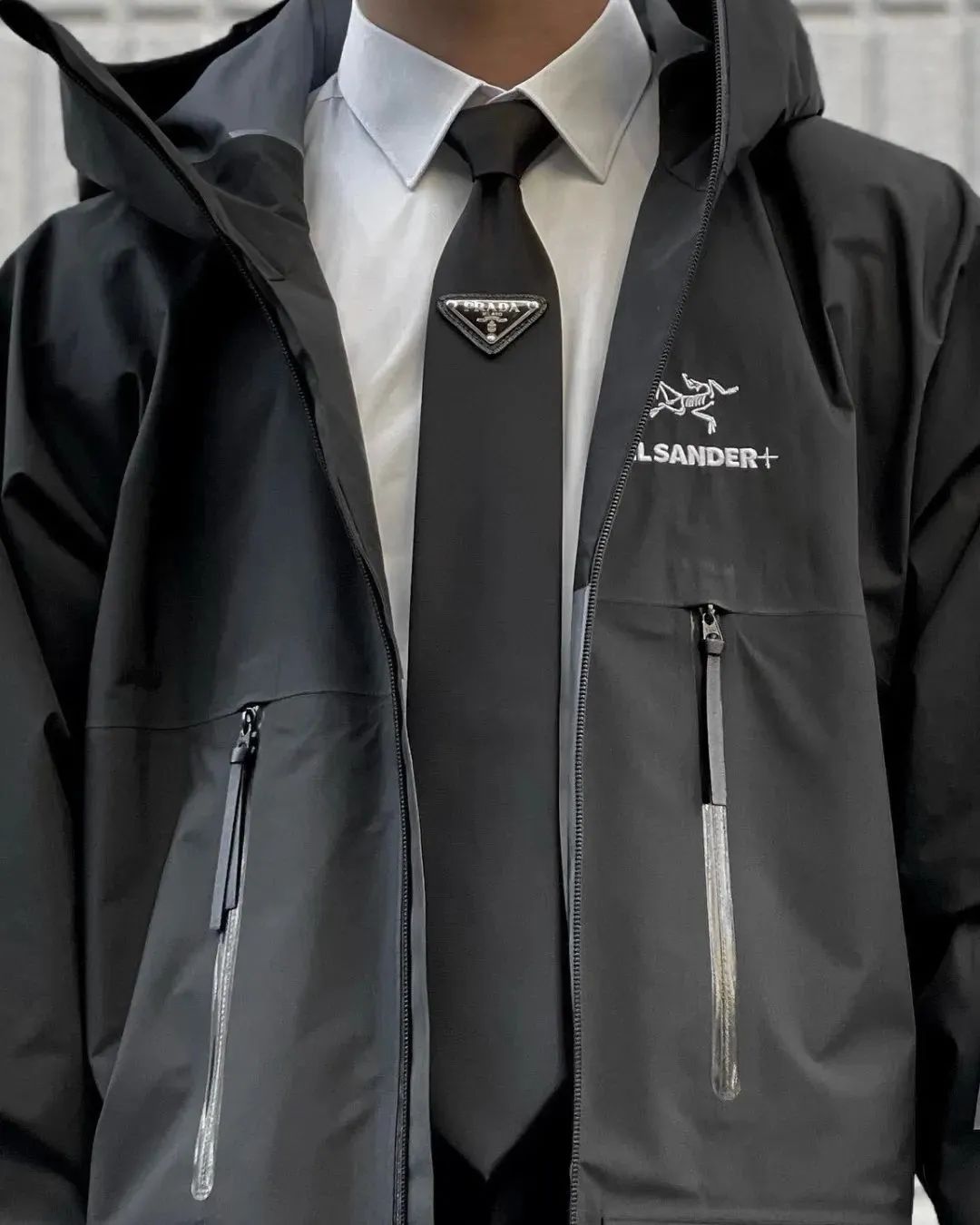 户外服中产男士的新商务装(图5)