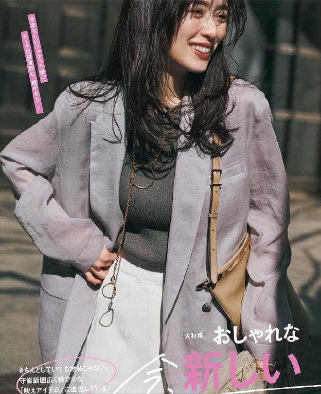 刘诗诗带火“西装+连衣裙”！2025年初夏流行这5款轻薄款西装外套(图2)