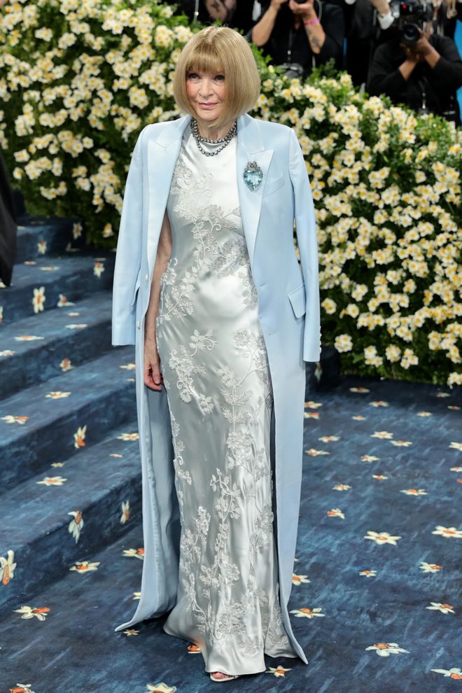 如何穿出最时髦的精英智感？看看今年MetGala上的西装造型！(图2)