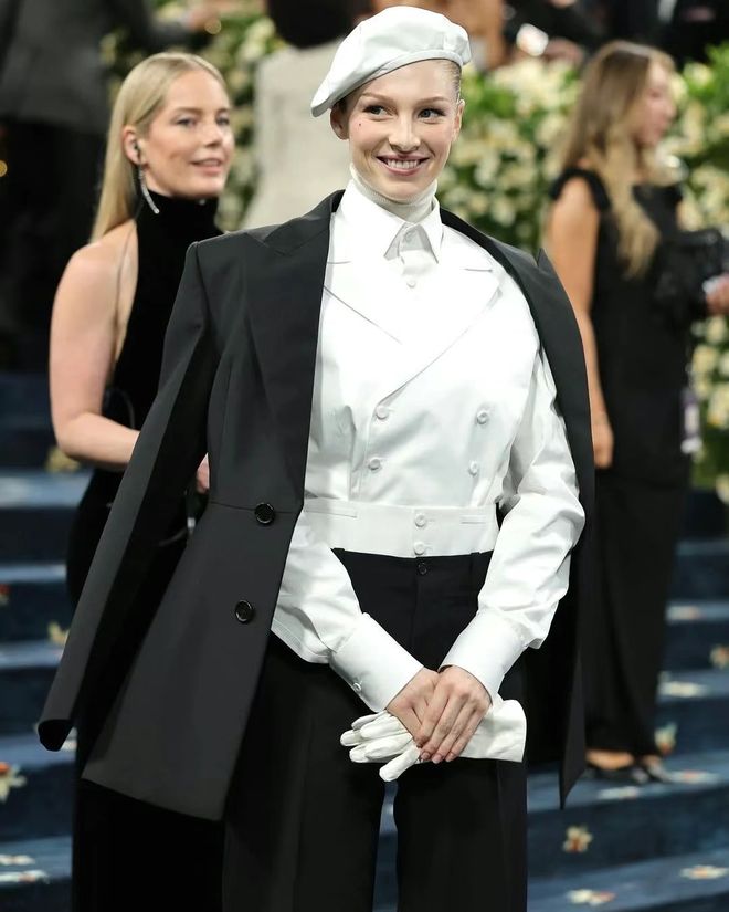 如何穿出最时髦的精英智感？看看今年MetGala上的西装造型！(图12)