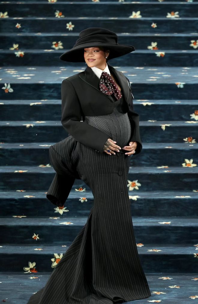 如何穿出最时髦的精英智感？看看今年MetGala上的西装造型！(图14)