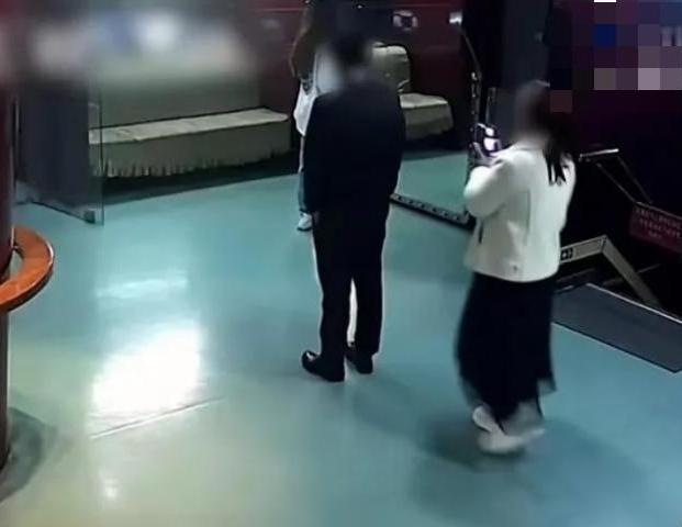 九游体育：2024最狠毒的男人：辽宁“推妻坠海案”最新细节曝光(图3)