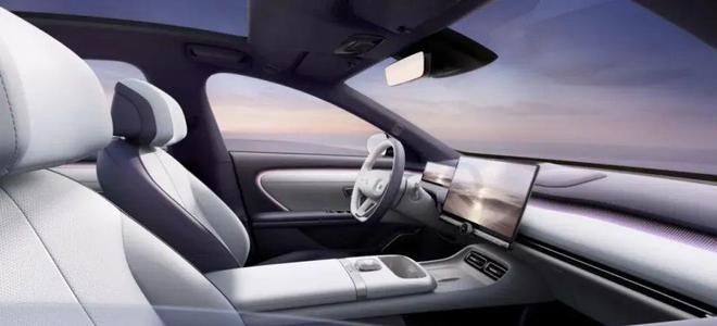 九游体育网站:全新中大型车!轴距近3米10万级家轿就配后排躺椅?还要啥小米SU7?(图1)