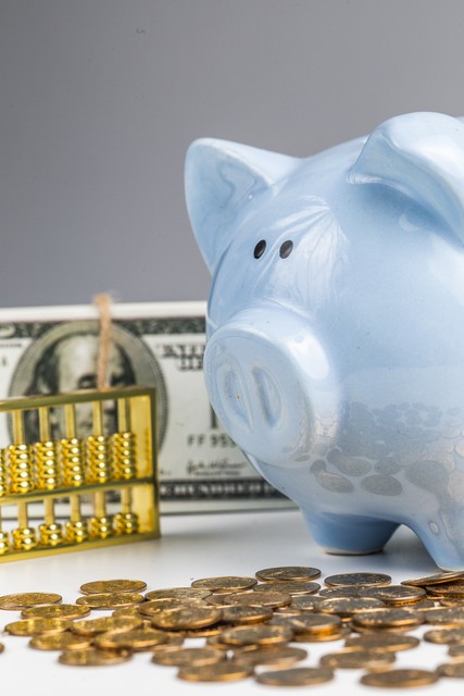 九游体育:为三家银行倒腾存款一名保险业务员分到600万回扣(图1)