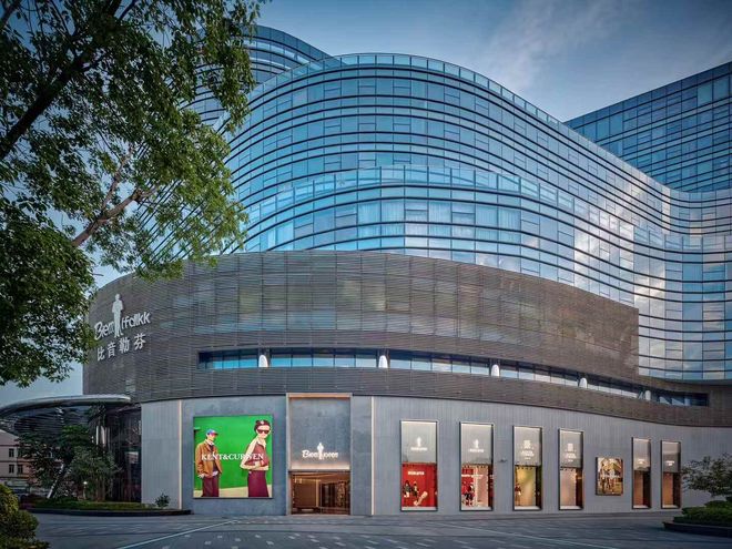 逆风局比音勒芬挺进！(图1)