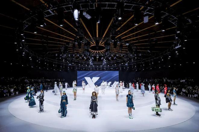 时装周洞察主题日——产业崛起的硬核新叙事(图1)