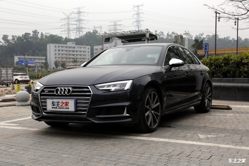 九游体育网站：奥迪S4Avant上市5218万元47秒破百西装暴徒(图1)