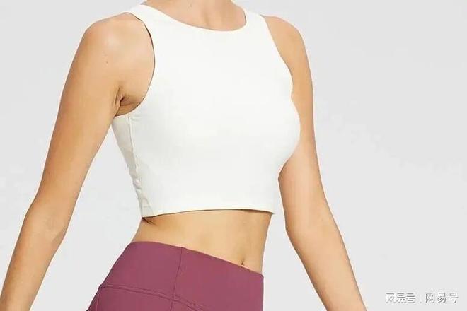 月销840万美金这个厦门品牌如何偷家Lululemon？(图3)